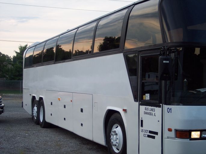 Autobusu noma Bauskā Neoplan