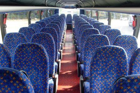Divstāvu autobusu noma Bauskā 67 69 70 72 75 sēdvietas